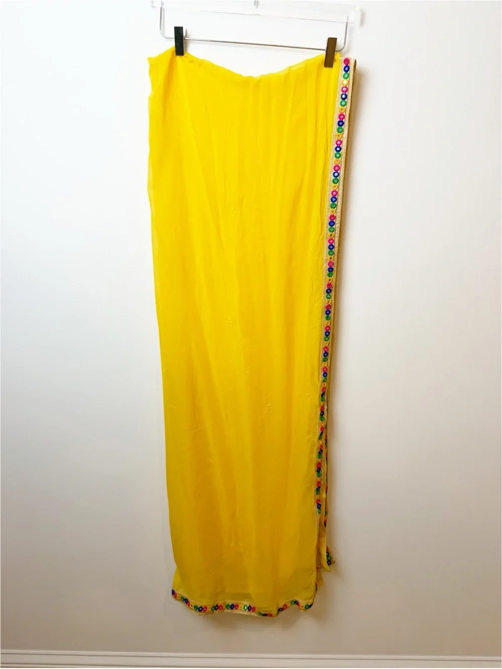 Vintage | Yellow Multicolored Embroidered Indian Dupatta Sari Wrap Chanderi Scar